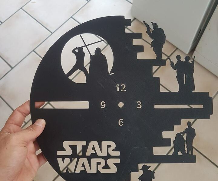 STAR WARS TEMALI DUVAR SAATİ